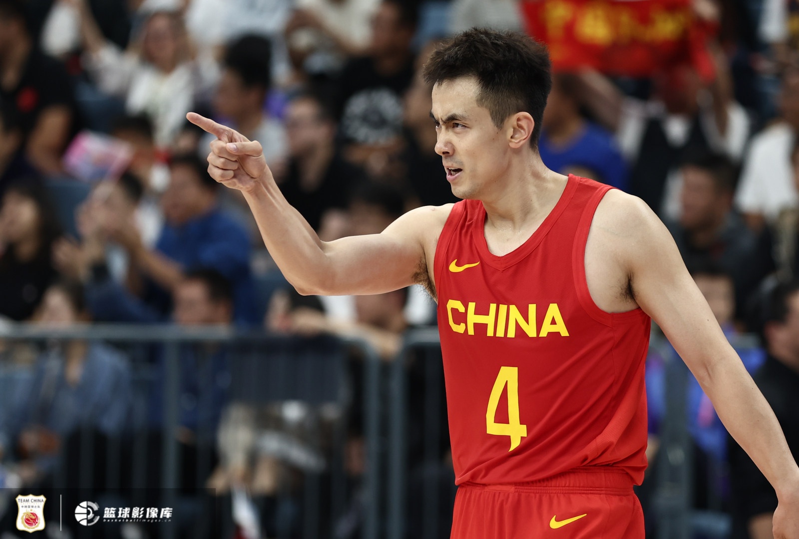  攻防俱佳！趙繼偉半場拿到6分1板4助2斷 正負值+14